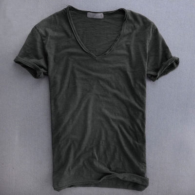 Reese | V-Neck Tee