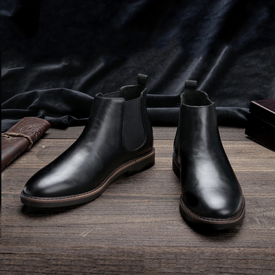 Max | Effortless Elegance Chelsea Boots