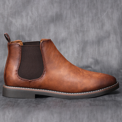 Max | Effortless Elegance Chelsea Boots