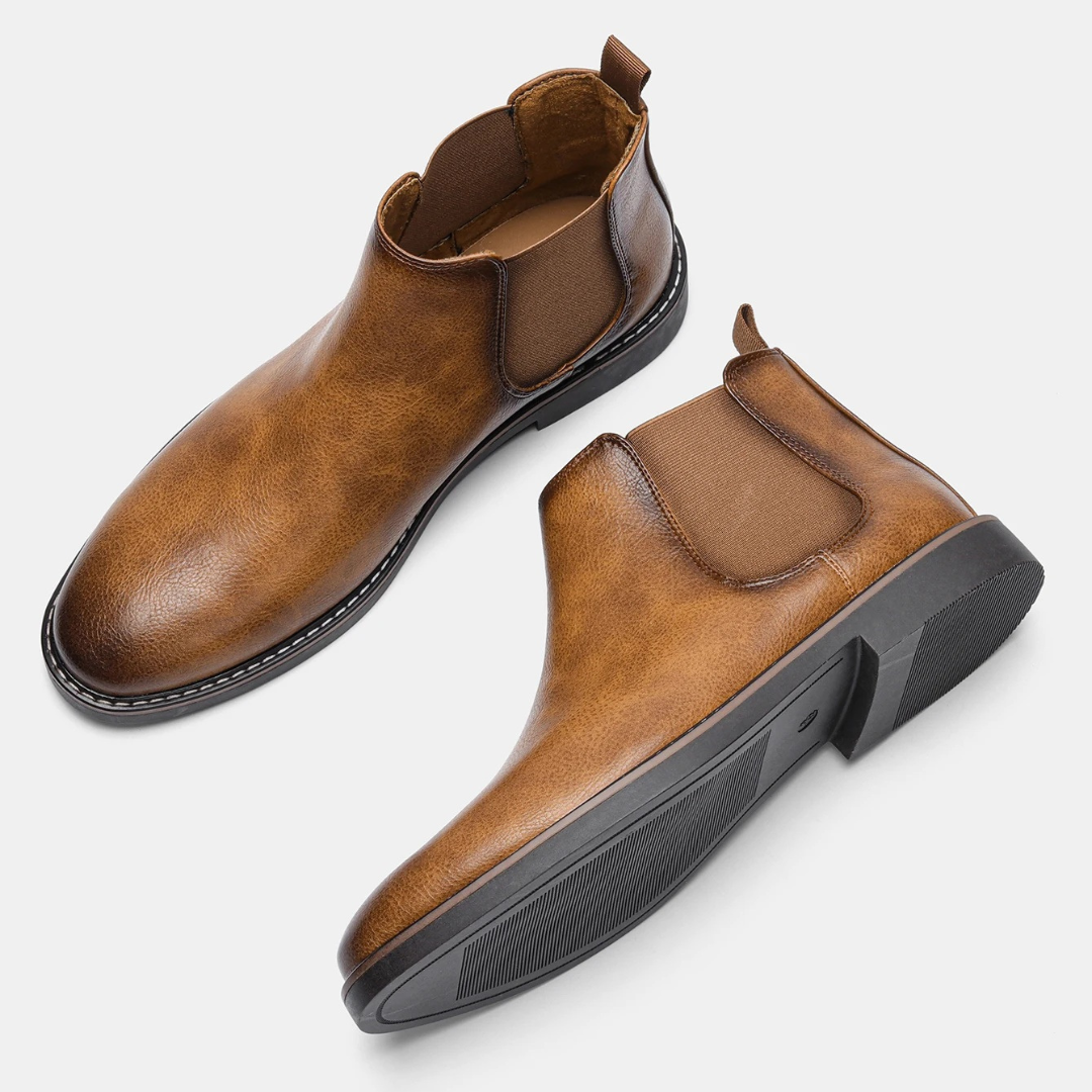 Max | Effortless Elegance Chelsea Boots